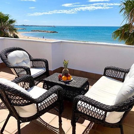House In Front Of The Beach With Sea View Cambrils Extérieur photo