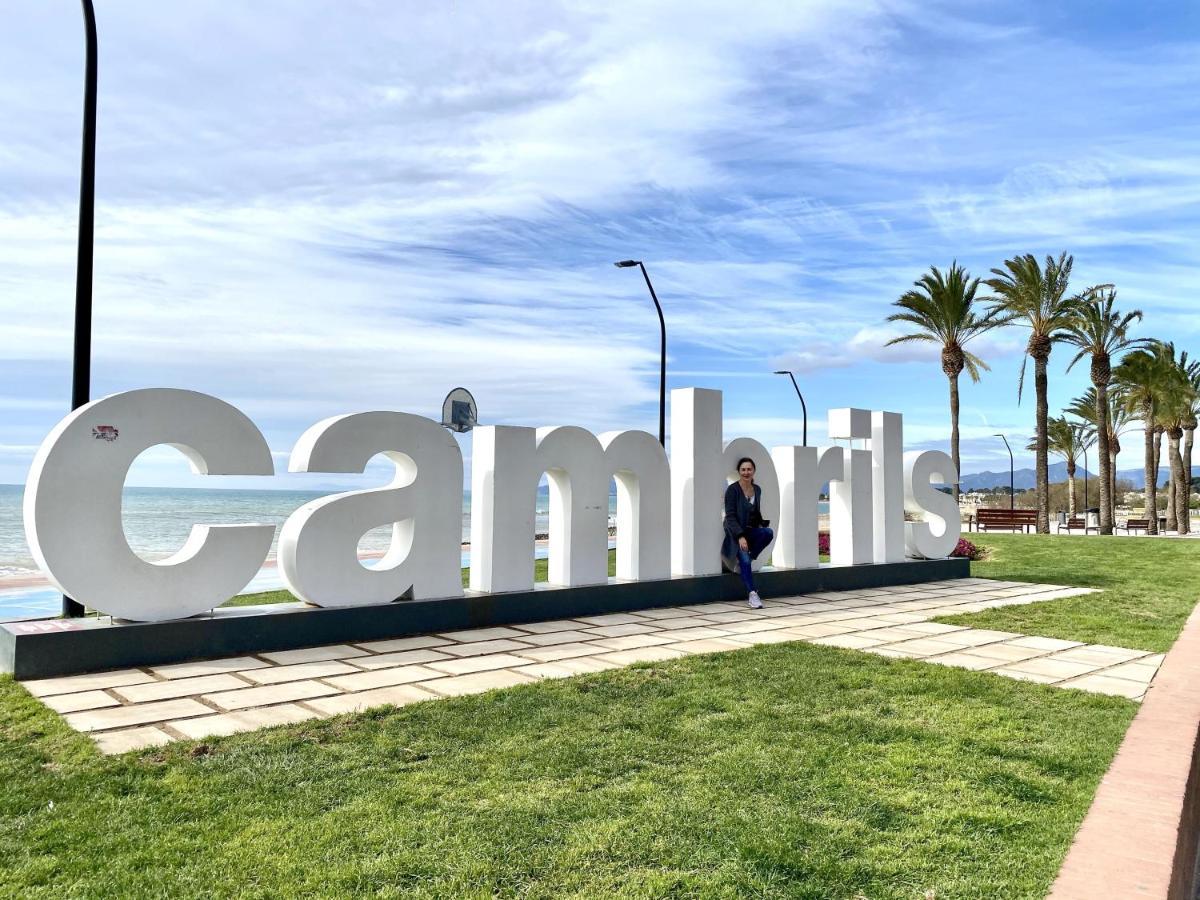 House In Front Of The Beach With Sea View Cambrils Extérieur photo